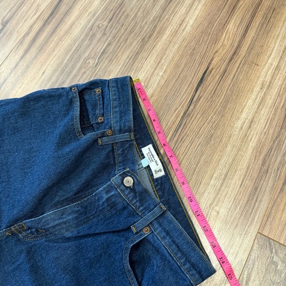 Abercrombie & Fitch Curve Love Ultra High Rise 90s Straight Jean - Picture 8 of 10